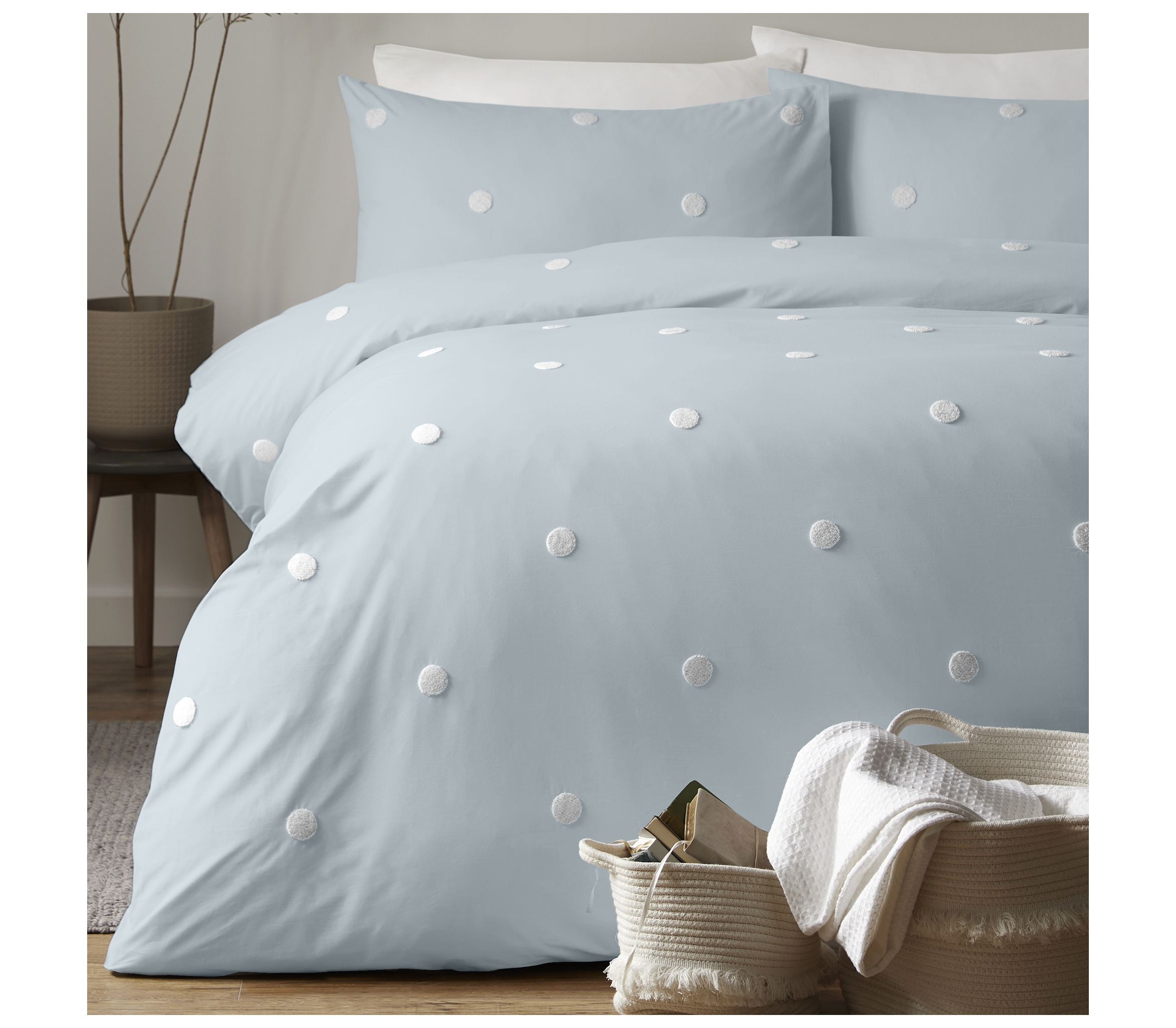 Appletree Signature Dot Garden Duck Egg Duvet Cover Set J
