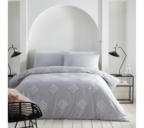 Diamond Tuft - Silver Bedding