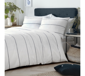 Salcombe White & Navy