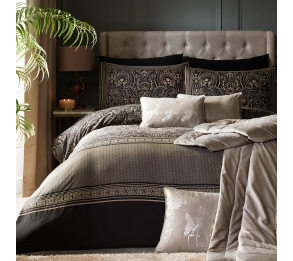 Salizada Black & Gold  Duvet Cover Set