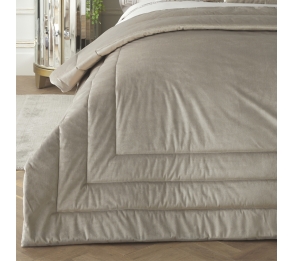 Chic - Oyster Bedspread