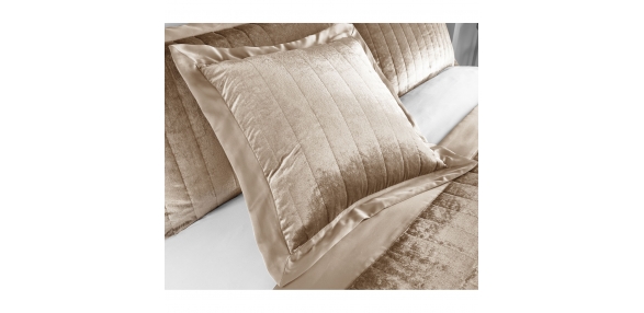 Laurel Champagne Filled Cushion