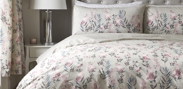 Nadine - Pink Bedding