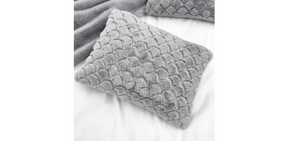Garland - Cushion