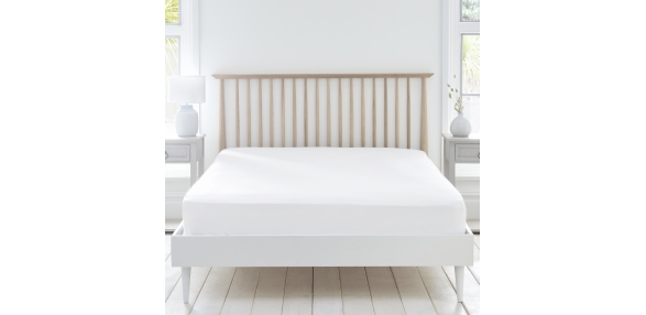 28cm Fitted Sheet - White