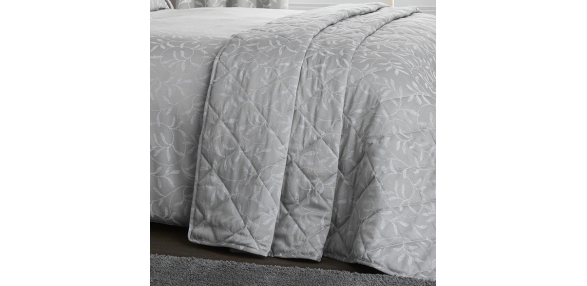 Alexa Silver - Bedspread