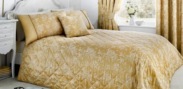 Jasmine Champagne Bedspread