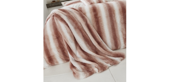 Mae - Blush Throw