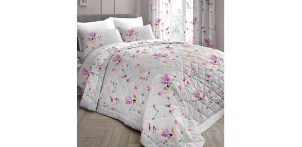 Jessica - Pink Bedspread