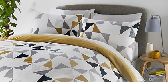 Hendra - Ochre Bedding