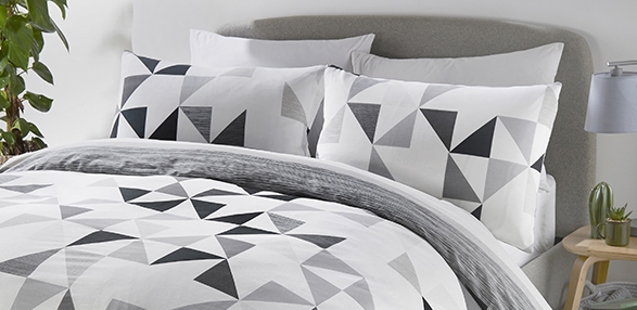 Hendra - Grey Bedding