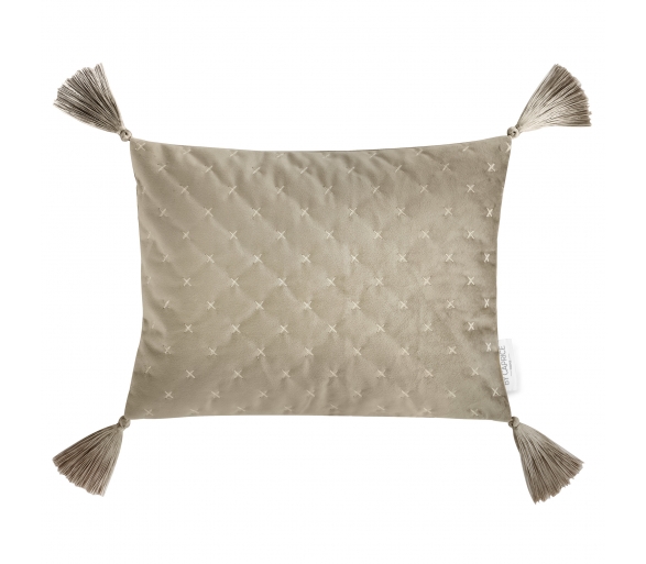 Loren - Oyster Cushion