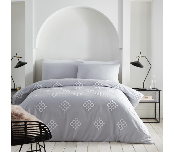 Diamond Tuft - Silver Bedding