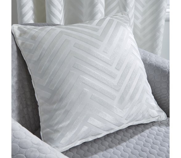 Faye - Ivory Filled Cushion