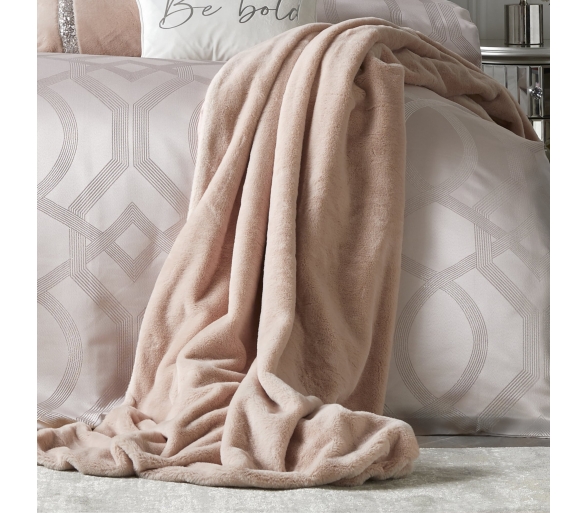 Ava - Blush Throw