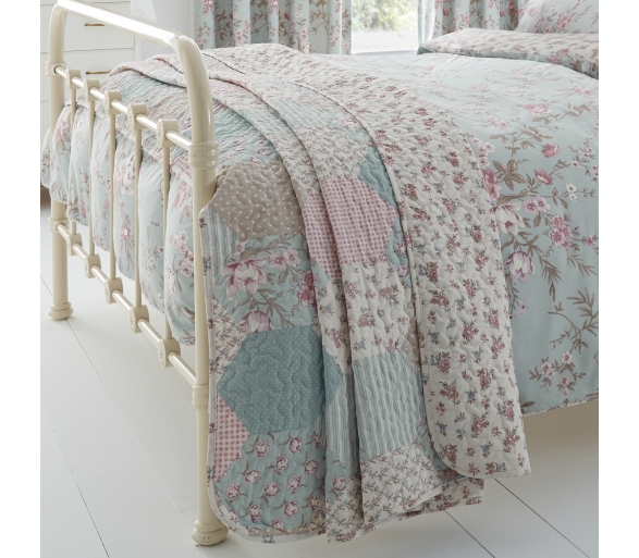 Saskia - Duck Egg Bedspread