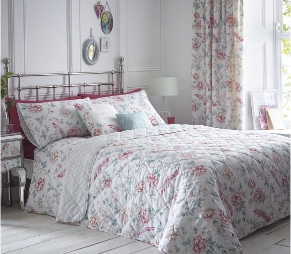 Jade Pink Bedspread