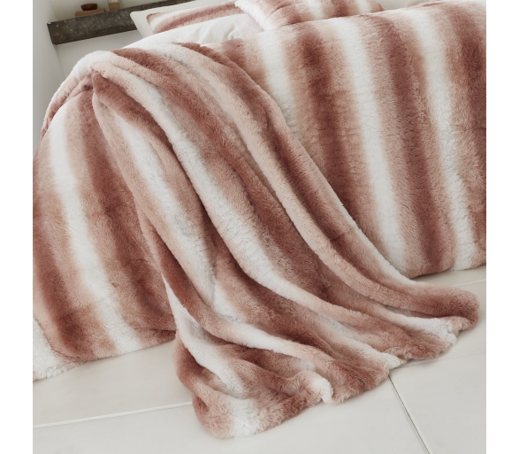 Mae - Blush Throw